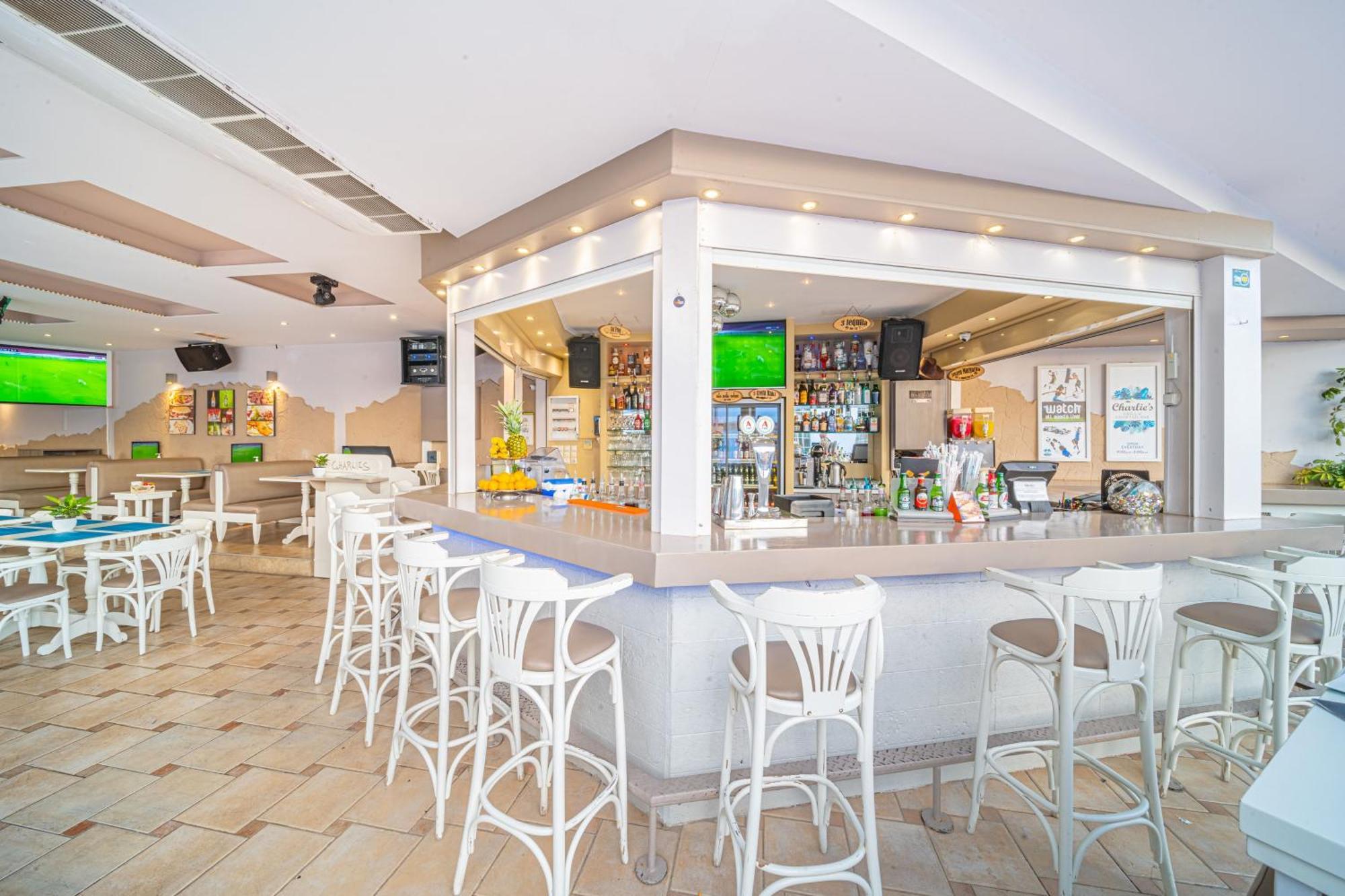 Kastro Beach Apartments Malia Extérieur photo